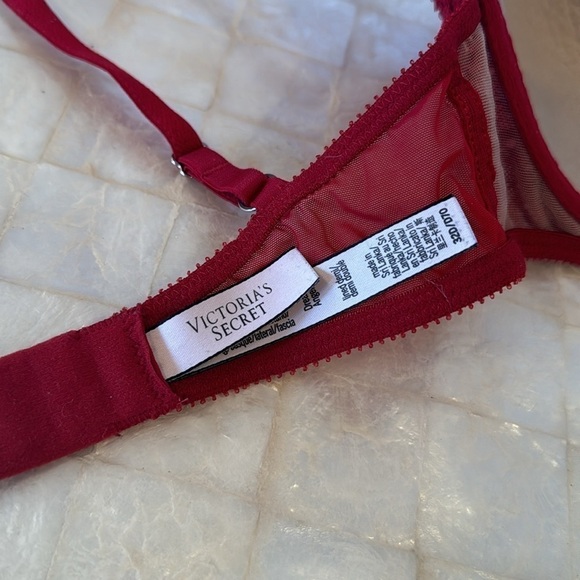 32D Victoria’s Secret Dream Angels lined Demi red lace bra nude delicate - Picture 8 of 9